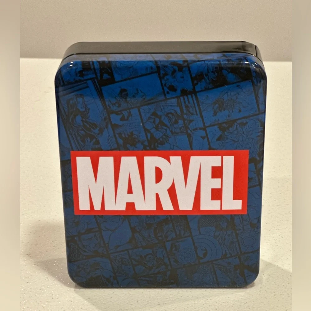 New Marvel Retro Bifold Wallet - Case Included